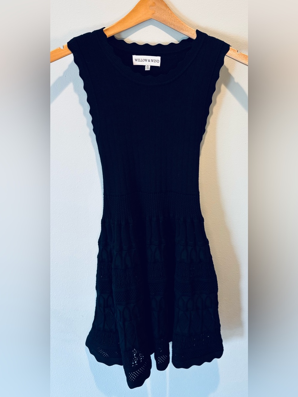 Willow and Wind knit fit and flare black dress women’s size S
